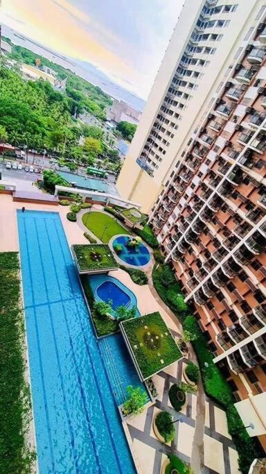 Marias Suite Near Manila Bay Free Use Of Pool 外观 照片